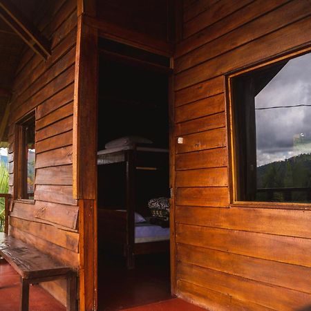 Pacuare Mountain Lodge Tres Equis Exteriör bild