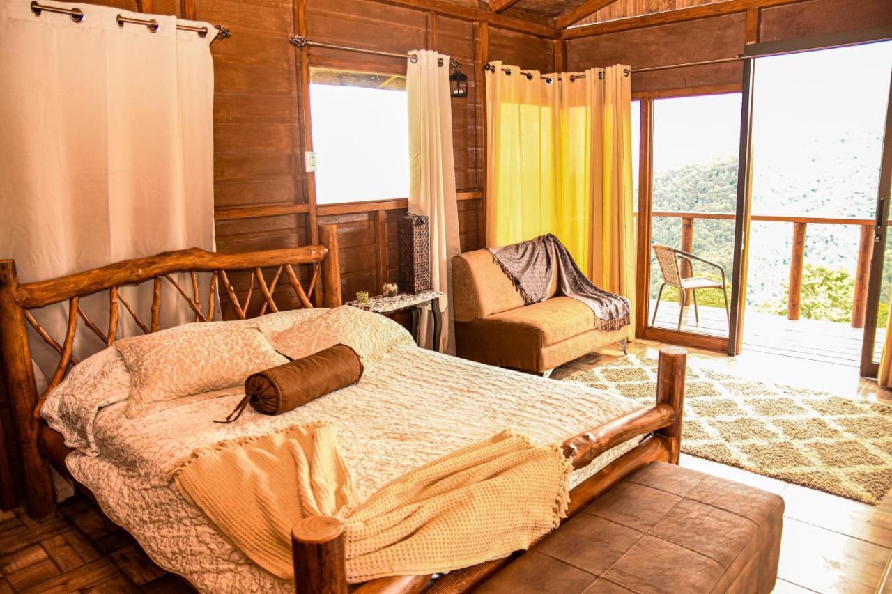 Pacuare Mountain Lodge Tres Equis Exteriör bild