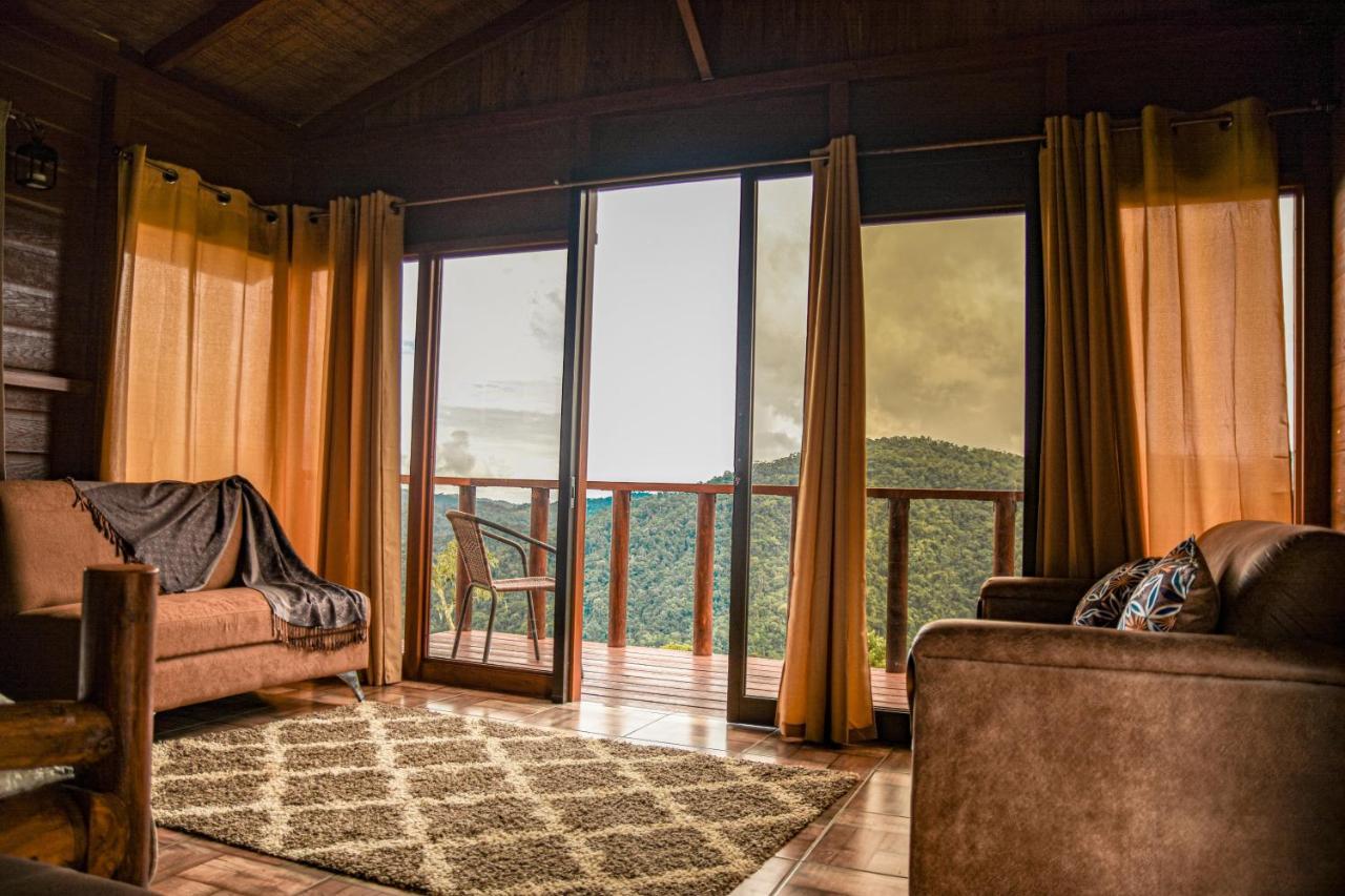 Pacuare Mountain Lodge Tres Equis Exteriör bild