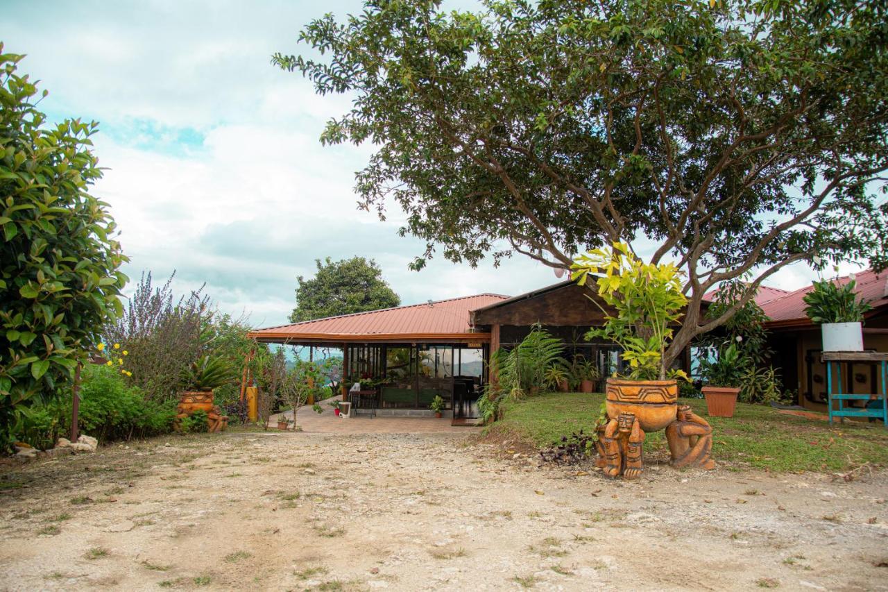 Pacuare Mountain Lodge Tres Equis Exteriör bild